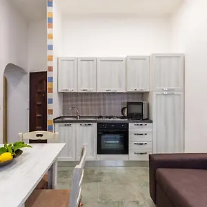 Gelso Complex And Flat By Napoliapartments Apartamento