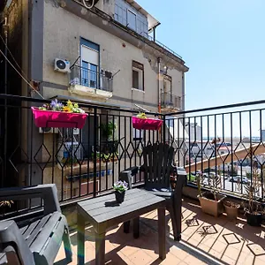 Appartamento La Terrazzina Sul Porto, Napoli
